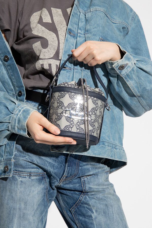 Vivienne Westwood Women's Daisy Small Drawstring Bucket Bag - Blue 原價 HK3,193 | 香港門市價 HK$3,730 | 折後 HK2,472【66折】