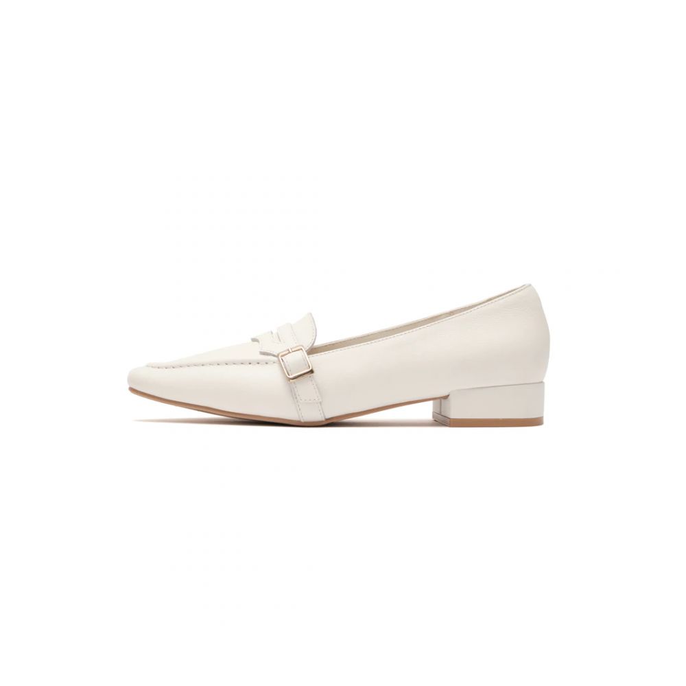 Klassic Loafers White (WHT) 原價$690 折後$483