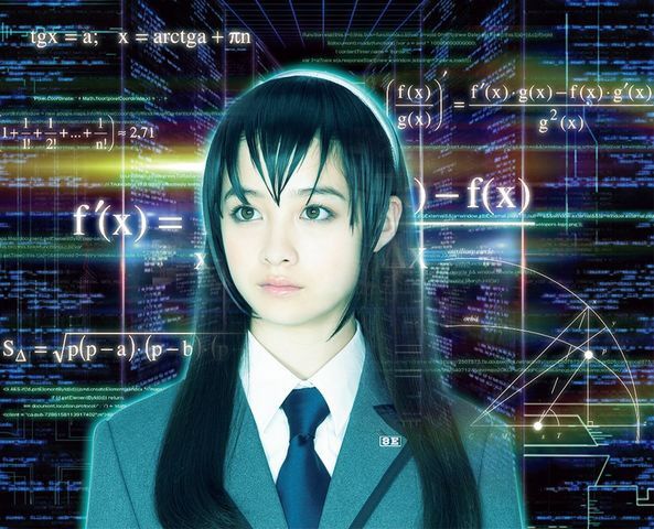 橋本環奈在《暗殺教室》中飾演「自律思考固定砲台」一角，是具有學習與思考能力的人工智能機械人。