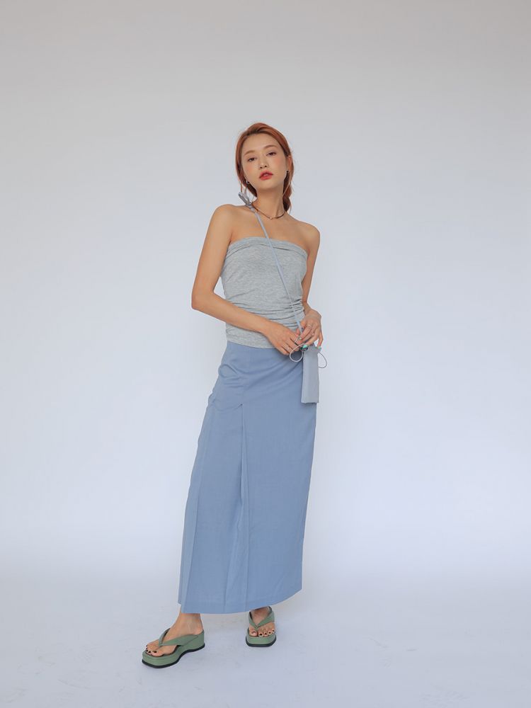 不對稱壓褶純色半身長裙 ｜ HK$490.73 折後HK$392.58