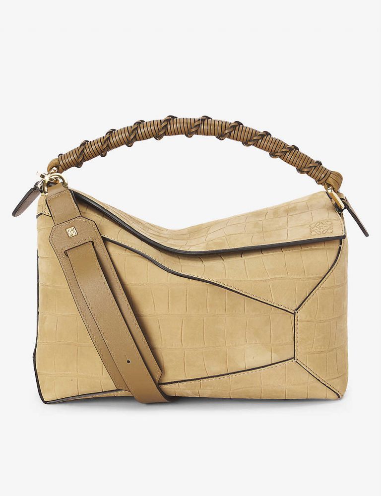 LOEWE Puzzle Edge leather shoulder bag香港門市價錢：HK$28,850 | Selfridges網購價：HK$21,904【香港價75折】