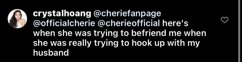 成為話題焦點的Crystal主動在以往一張合照下留言，表示對方是為了接近Jessey才接近自己。她甚至在留言中tag了Cherie和其粉絲專頁，直接開火。