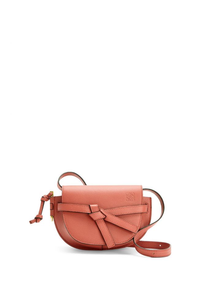 Mini Gate dual bag in pebble grain calfskin (Pink Tulip) | 原價 HK$ 13,900 | 現售 HK$ 9,730