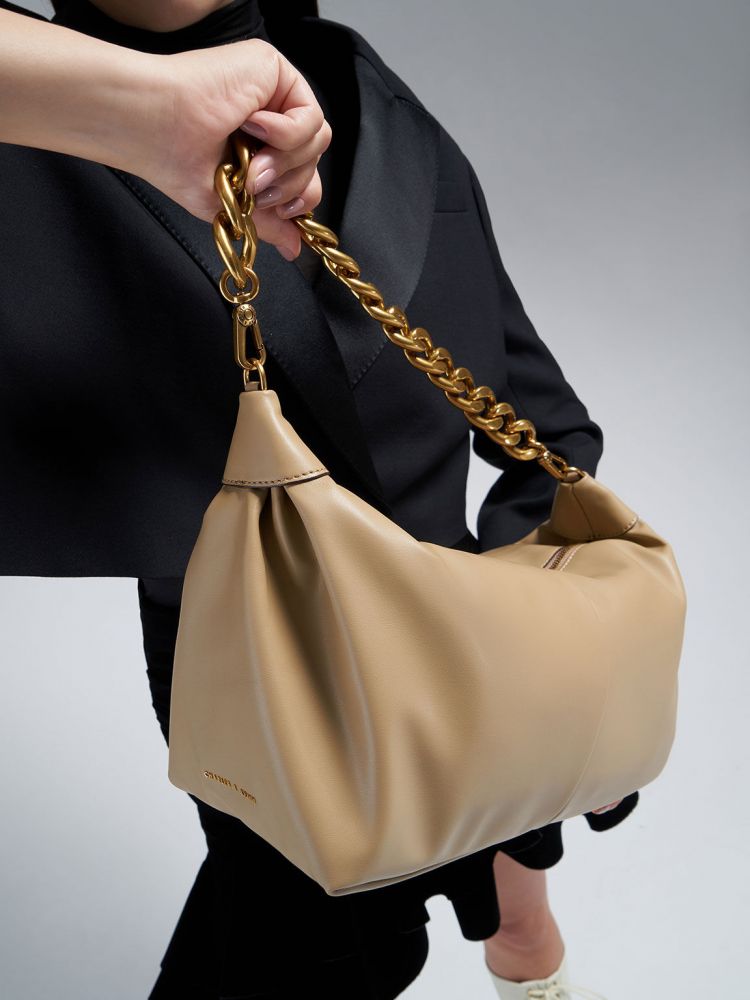 鍊條彎月HOBO包｜原價 HK$739.00，8折 HK$589.00