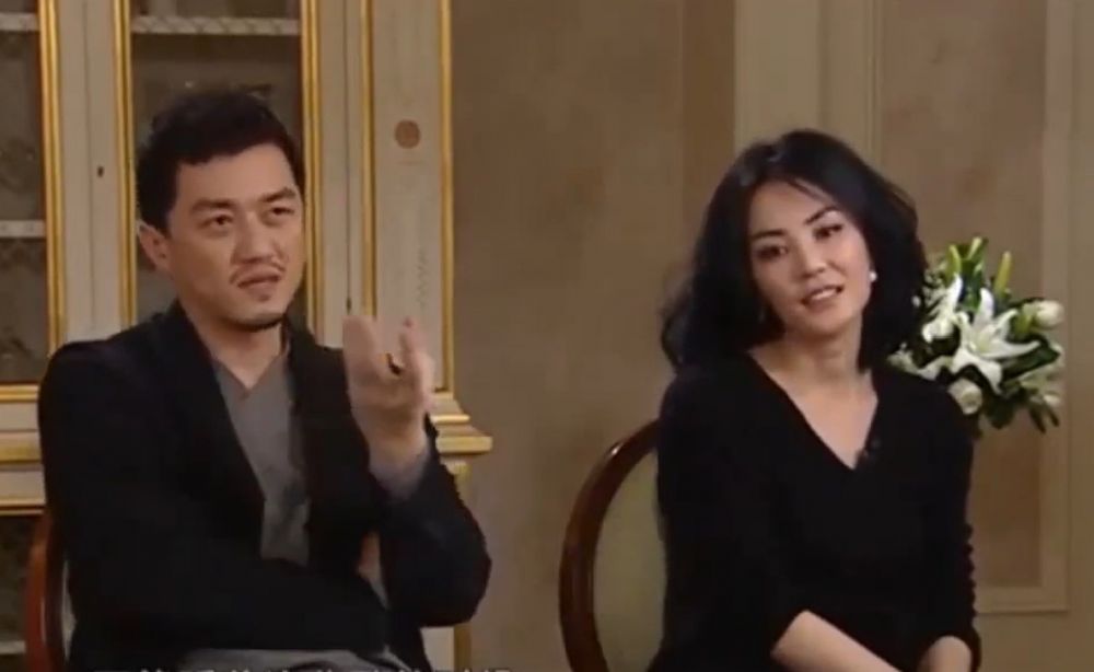 竇靖童複製王菲造型現身上海 完美遺傳媽媽氣質外貌引熱議 網友:以為王菲嚟咗!