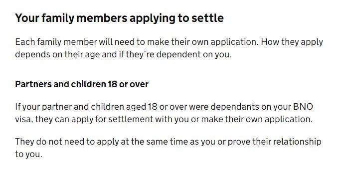 據英國政府網站，以BNO VISA家屬身份定居英國的伴侶和18 歲或以上孩子，均可作為BNO VISA持有人自行申請定居英國，申請時無須遞交任何文件證明雙方關係。倘若與伴侶離婚或分手，申請人亦可繼續自行申請定居英國，不會影響其與其子女的居留權。