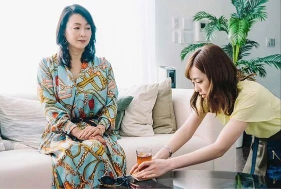 而且事主老公因怕麻煩為理由:「給他不就好了,我們的生活還是過的去啊。為何要把家鬧到不愉快。」令事主大感心淡。