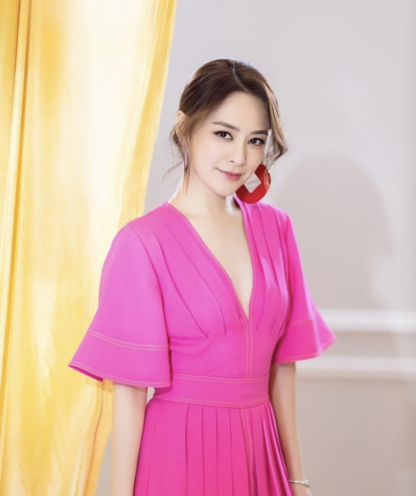 阿嬌內地拍劇最新古裝造型曝光！獲讚「最美人母」眼神有戲！ 