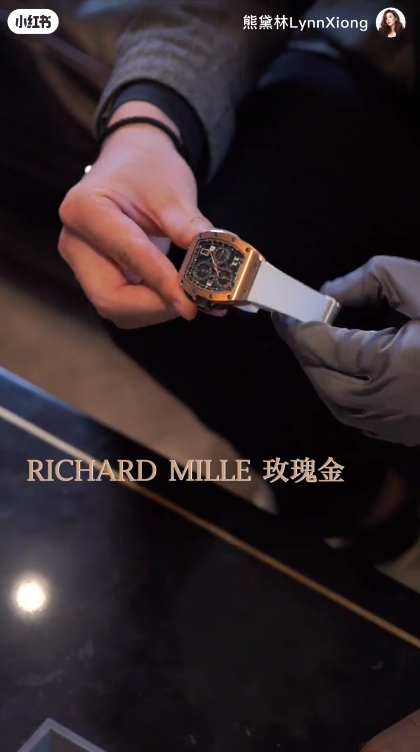 熊黛林獲郭可頌豪送250萬名錶　網友讚男人典範：有錢人的教養