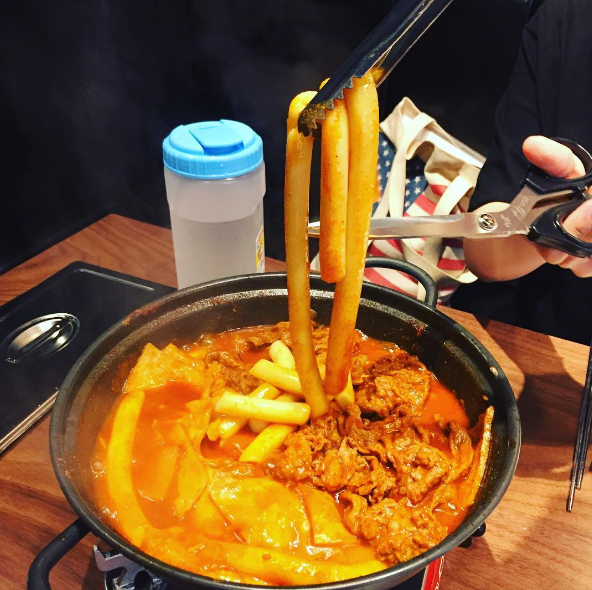 連韓國食家都有介紹!必試1.5米長辣炒年糕$100內食到