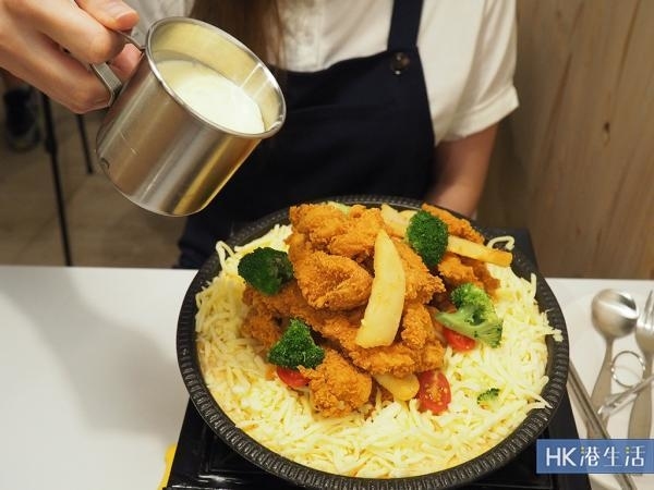 三重芝士炸雞山！首爾弘大人氣店登陸尖沙咀