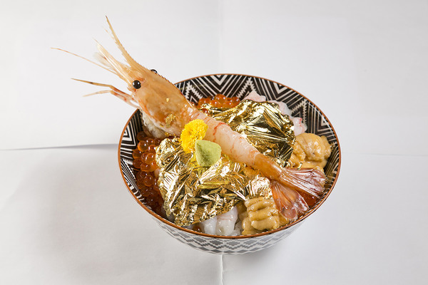 50％OFF 怒吃 浮誇金箔海鮮丼