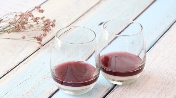 【點煮易】輕鬆製作意大利經典的甜品~車厘子奶凍!