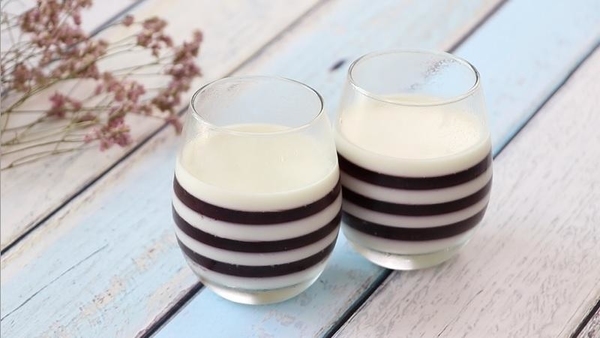 【點煮易】輕鬆製作意大利經典的甜品～車厘子奶凍！