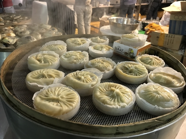 大大隻蟹黃湯包！2017花墟年宵小食精選