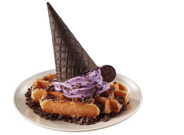 期間限定登場！麥當勞首推OREO脆筒新地～