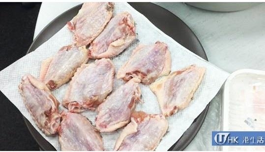 加餸之選！自家製土匪雞翼