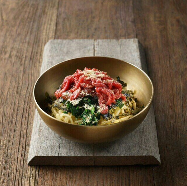 生牛肉愛好者必試～韓國55cm長生牛肉壽司！