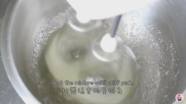 甜蜜蜜！蛋白糖雪糕~