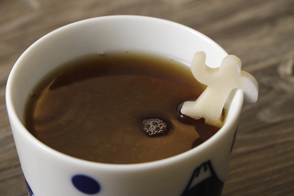 日本 Hit 到香港 搞鬼人形咖啡糖