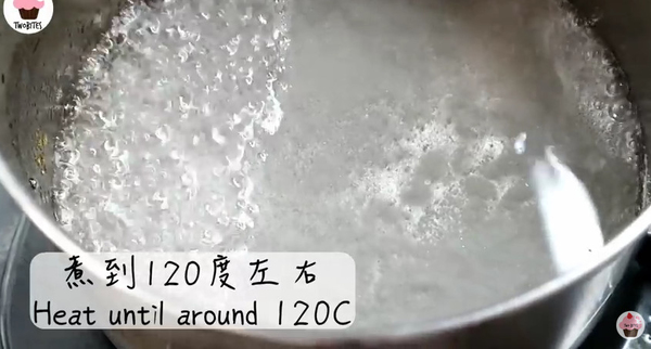 美女與野獸熱潮！自製玫瑰花蛋糕~