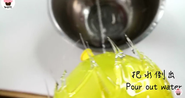 美女與野獸熱潮！自製玫瑰花蛋糕~