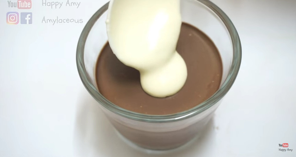 可愛小心思~簡易朱古力慕斯