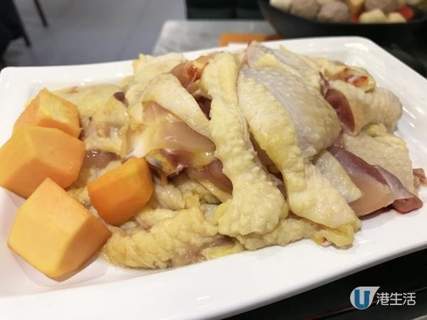 必點椰子雞湯底！$84觀塘平價任飲任食火鍋