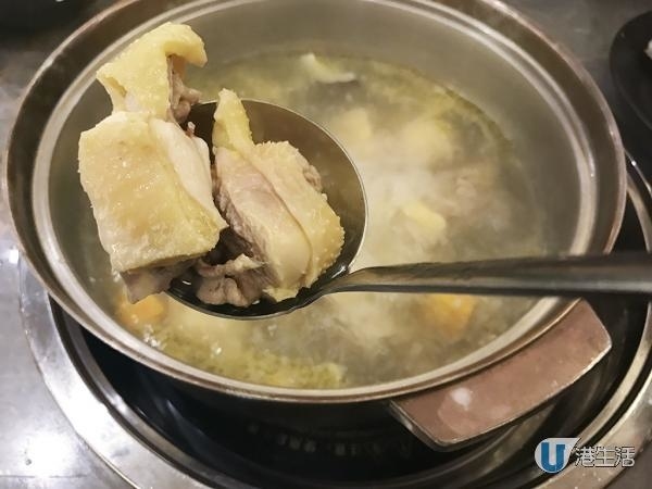 必點椰子雞湯底！$84觀塘平價任飲任食火鍋