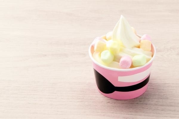 $8就食到！IKEA棉花糖心型窩夫雪糕