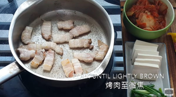 歷久不衰 韓國經典泡菜湯