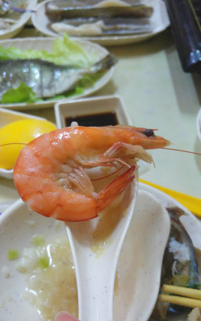 食鮮甜鮑魚、象拔蚌、蟶子 佐敦皮蛋粥底海鮮鍋小店