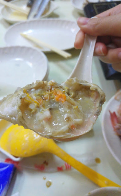 食鮮甜鮑魚、象拔蚌、蟶子　佐敦皮蛋粥底海鮮鍋小店