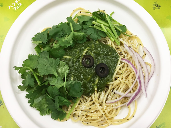 日本便利店芫茜祭！推出大量芫茜食品