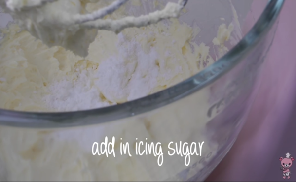 免焗甜品：多重口感OREO芝士餅