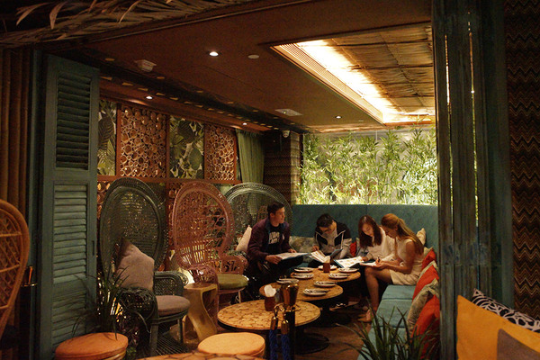 蘭桂坊的島國風情   太平洋島國主題美食酒吧 