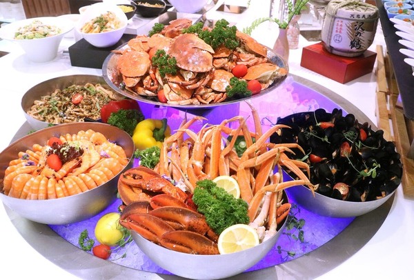 復活節美食~珀麗酒店推海鮮自助晚餐送龍蝦甜品！