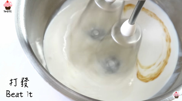 櫻花熱潮不減~乳酪慕斯蛋糕！