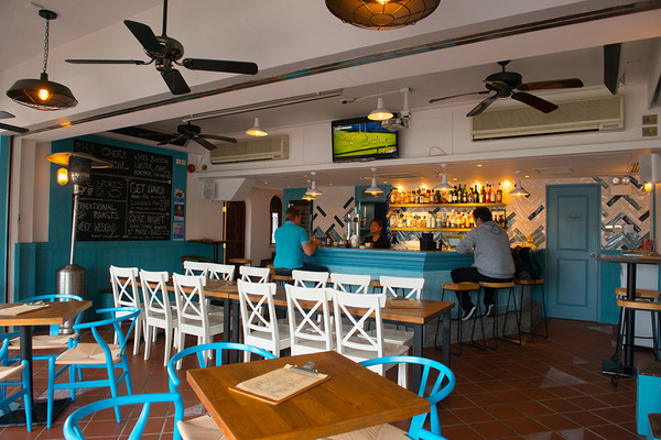 西貢藍色小屋 睇住海景食海鮮