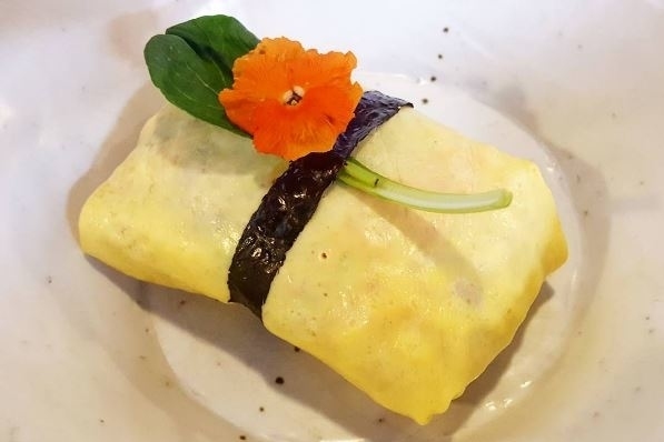 天然又美麗的田園料理～韓國鮮花蛋包拌飯！