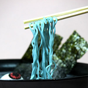 北海道限定！可怕的藍色喪屍拉麵