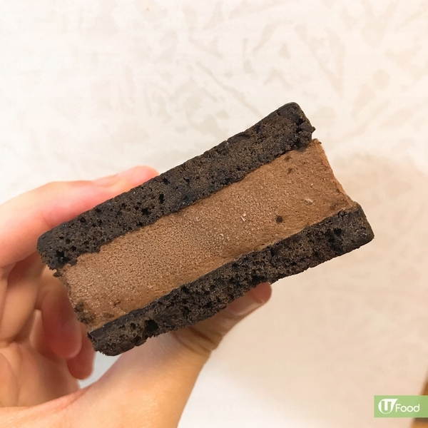 韓國新出！超吸引Brownie雪糕三文治