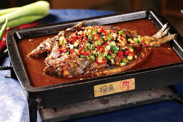 【探魚深圳】好夠辣！北上吃重慶烤全魚