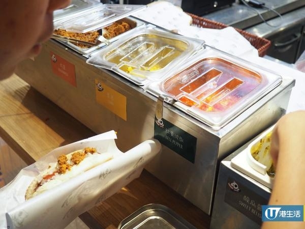 $5隻熱狗任加醬！銅鑼灣hmv踩過界開小食檔