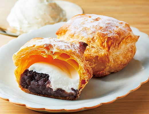 日本便利店新品 酥皮泡芙＋牛乳忌廉三文治