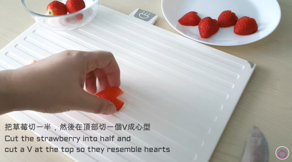 飯後甜品 免焗士多啤梨果凍芝士蛋糕