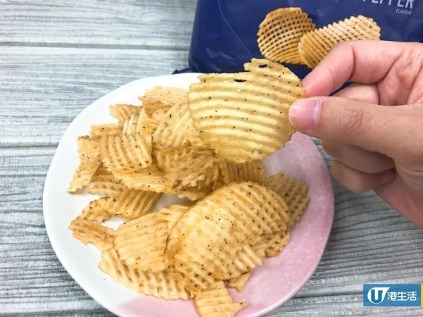 英國脆卜卜薯格新上架 易開設計方便食