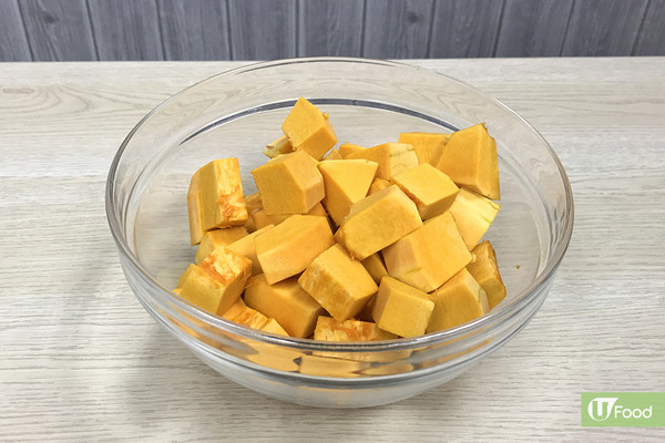 改善經期面青青！3步煲好補血排毒「南瓜粥」