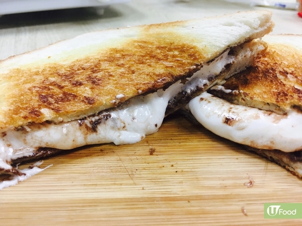 手殘都整到！甜入心「Nutella流心棉花糖多士」