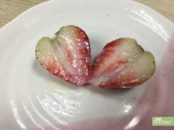 夏日新配搭！2款原粒士多啤梨甜食